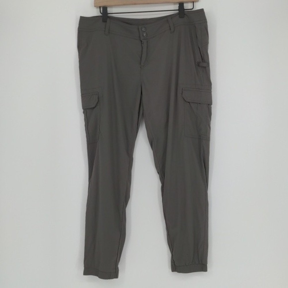 Prana Gray Cropped Capri Cargo Outdoor Hiking‎ Pants Size 10